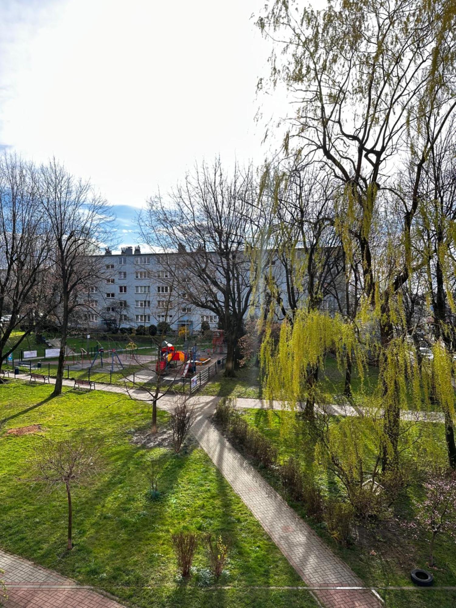 Przytulna Kawalerka Z Obiadem W Cenie Lägenhet Bielsko-Biała Exteriör bild